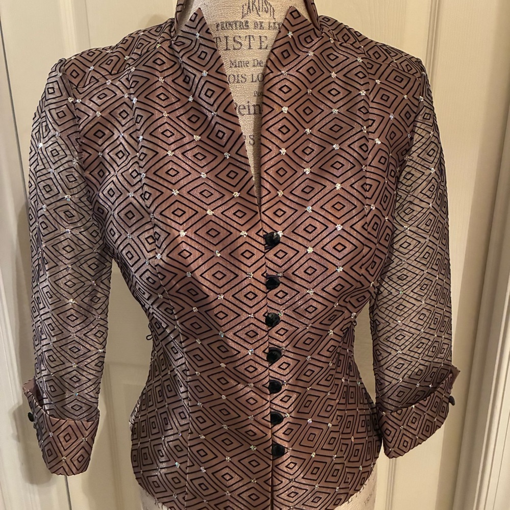 Geometric Patterned Women's Blouse